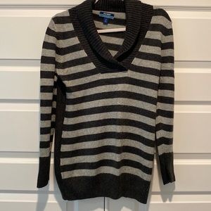 Old Navy Maternity Sweater